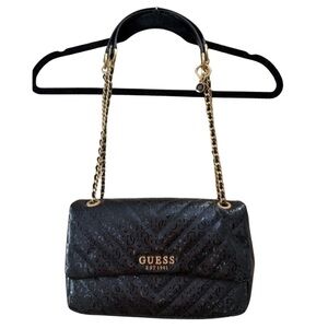 GUESS NEW JANIA CONVERTIBLE CROSSBODY FLAP - Black